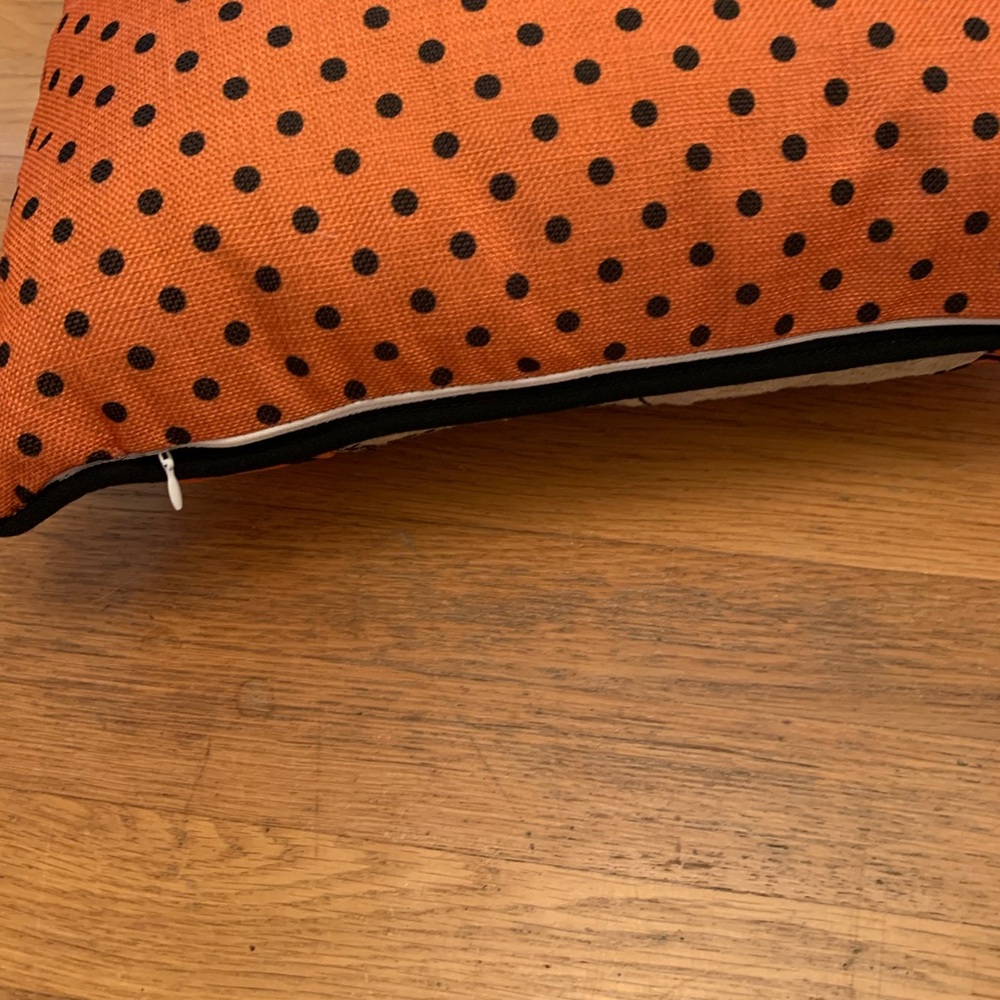Pillows - Picture 3 of 3